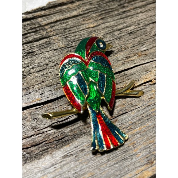 Stunning Brooch Parrot Bird Enameled Gold tone 2” - Picture 2 of 4